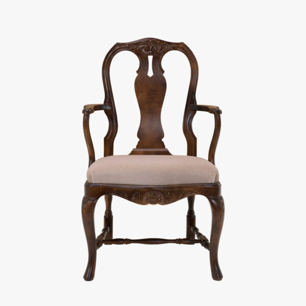 Talonpoikaisrokokoo, käsinojallinen tuoli, väri amerikanpähkinä, verhoilu mohair 7 vaalea beige