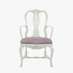 Talonpoikaisrokokoo-tuoli, väri helmenharmaa-patina, verhoilu mohair 23 syreeni.