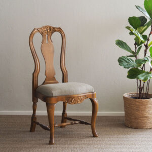 Talonpoikaisrokokoo tuoli Vellamo