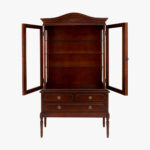 Empire hopeakaappi, väri Hepplewhite eli tumma mahonki.