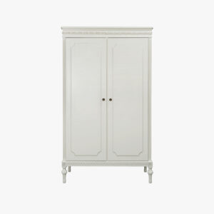 Kustavilainen vaatekaappi