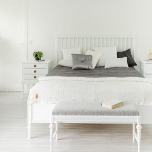 Kustavilainen divaanisänky