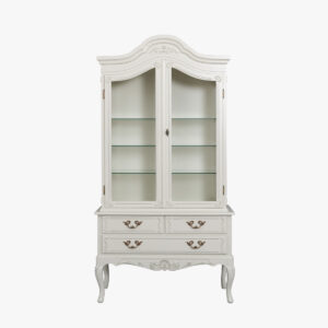 Talonpoikaisrokokoo hopeakaappi