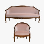 Poistotuote: Talonpoikaisrokokoo sohva ja yksittäinen nojatuoli, väri amerikanpähkinä, verhoilu mohair ooppera.