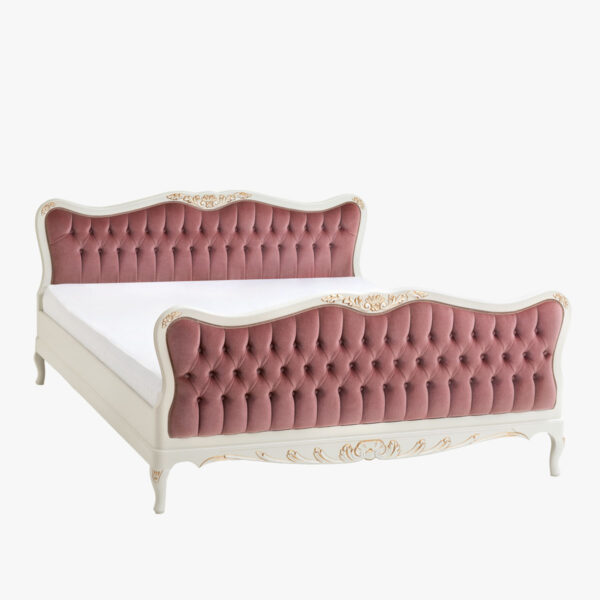 Talonpoikaisrokokoo sänky verhoiltu, väri helmenharmaa-kulta, verhoiluna rosa mohairsametti (tämän kankaan valmistus loppunut).