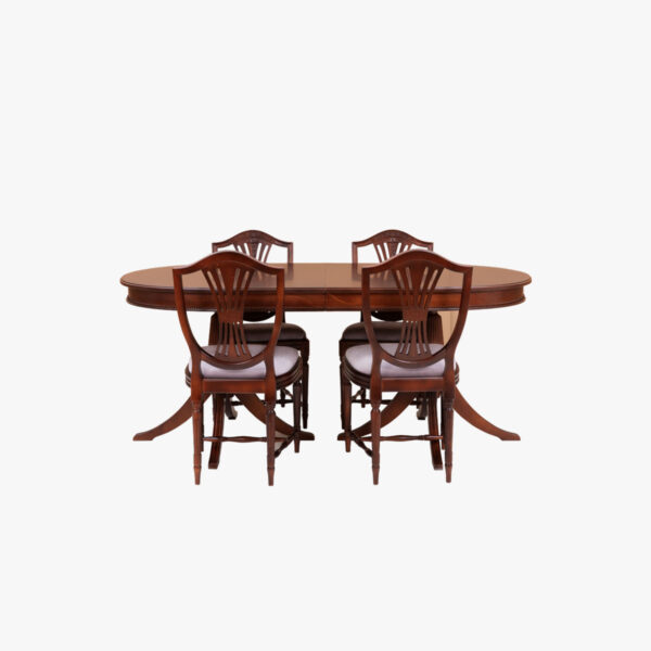 Hepplewhite-ruokapöytä, ovaali, hepplewhite-väri. Ilman jatkopaloja sen ympärille mahtuu 4-6 tuolia.