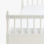 Kustavilainen sänky 160 cm, väri helmenharmaa-patina.